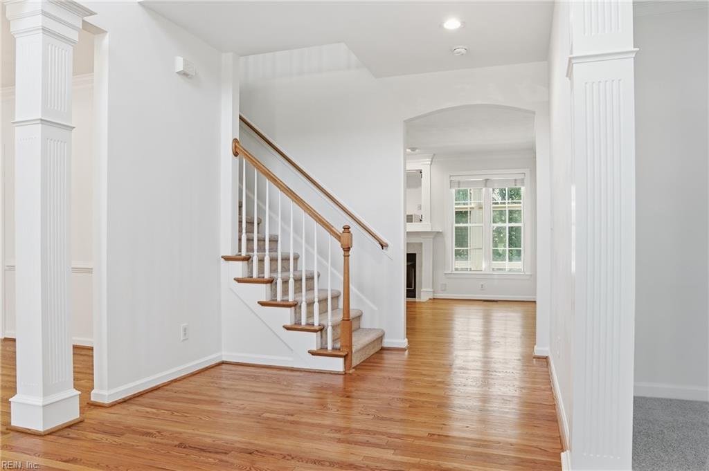 804 Wakedale Arch Property Photo 16