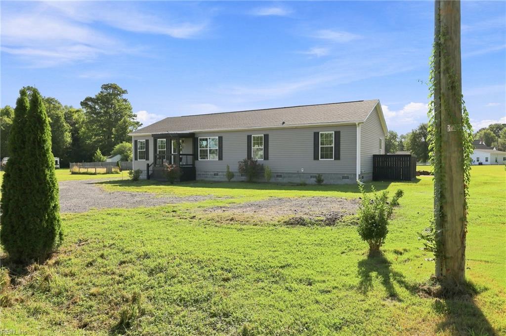 220 Kingsale Rd Property Photo 3
