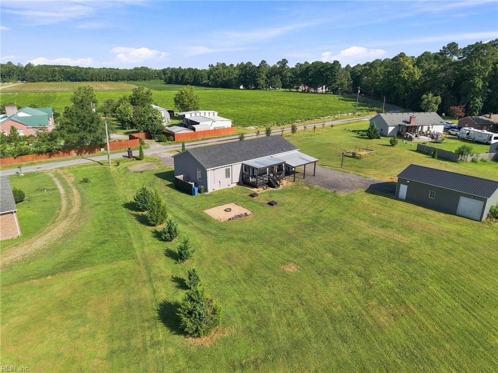 220 Kingsale Rd Property Photo 5