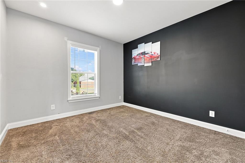 220 Kingsale Rd Property Photo 33