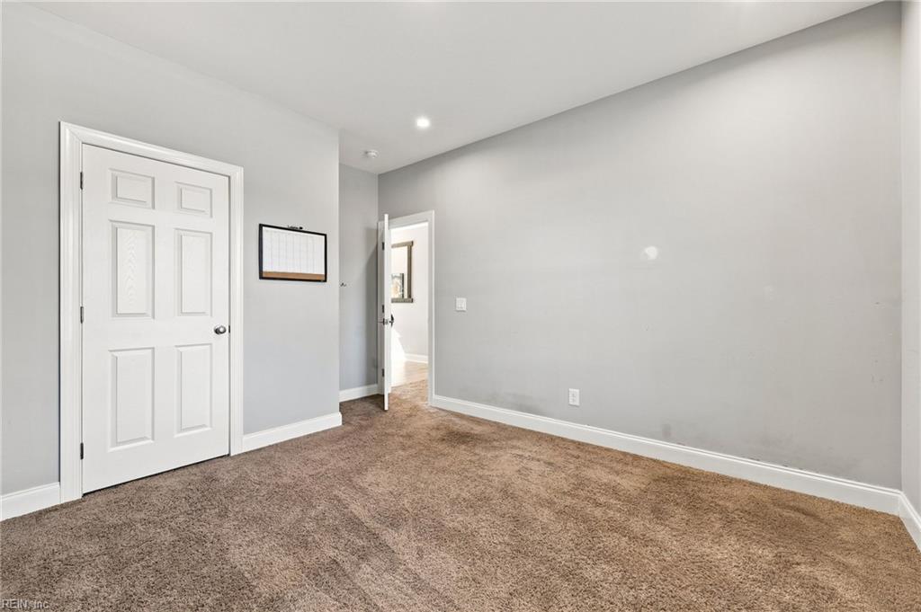 220 Kingsale Rd Property Photo 34