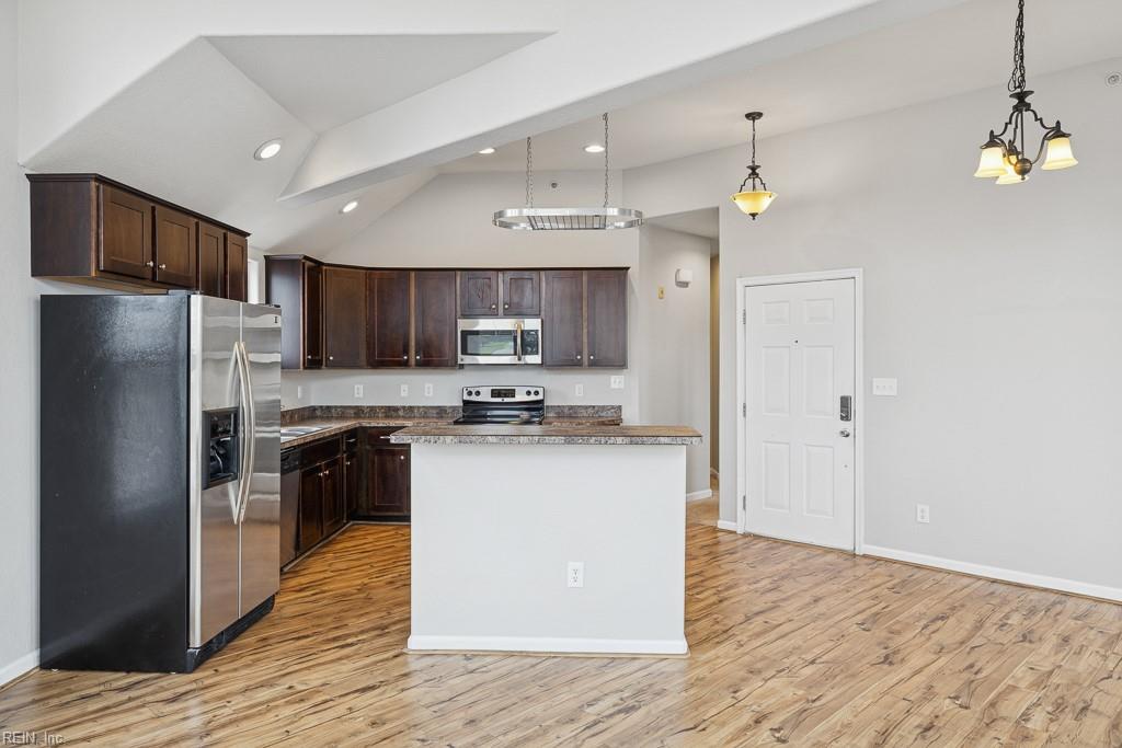 3704 Vintage Pointe Pl Property Photo 11