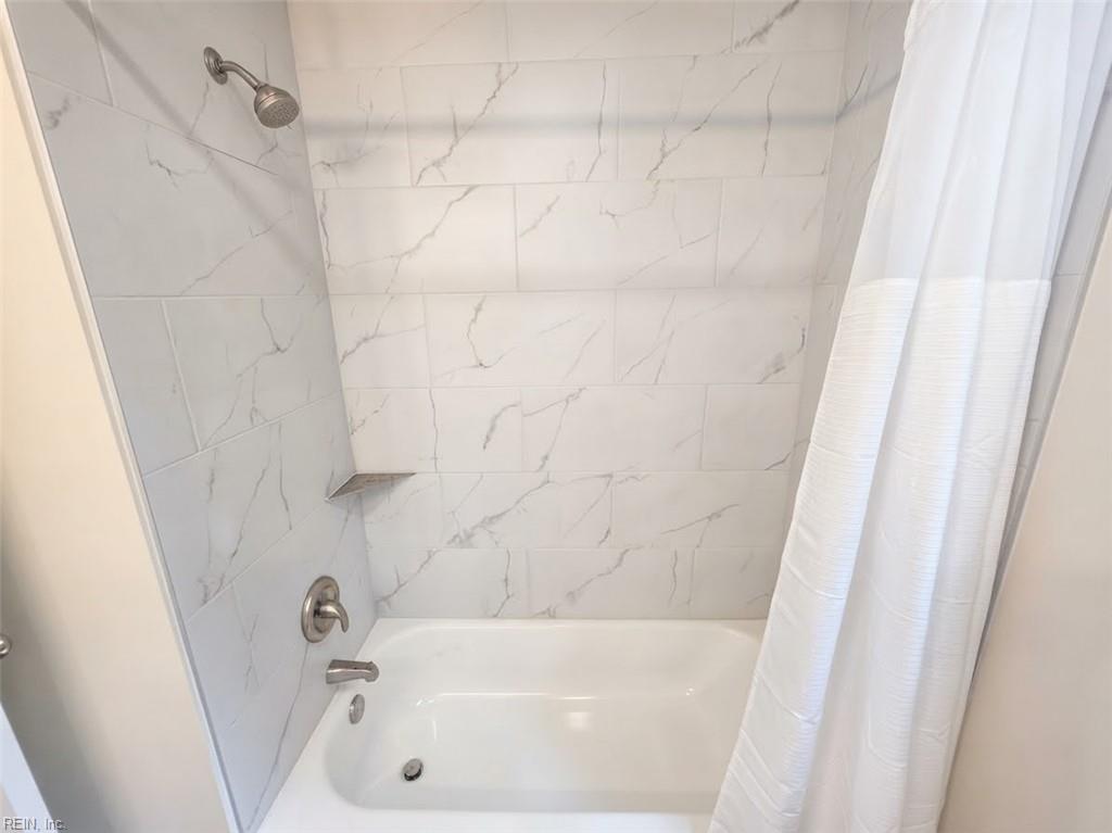 1325 Great Bridge Blvd Property Photo 16