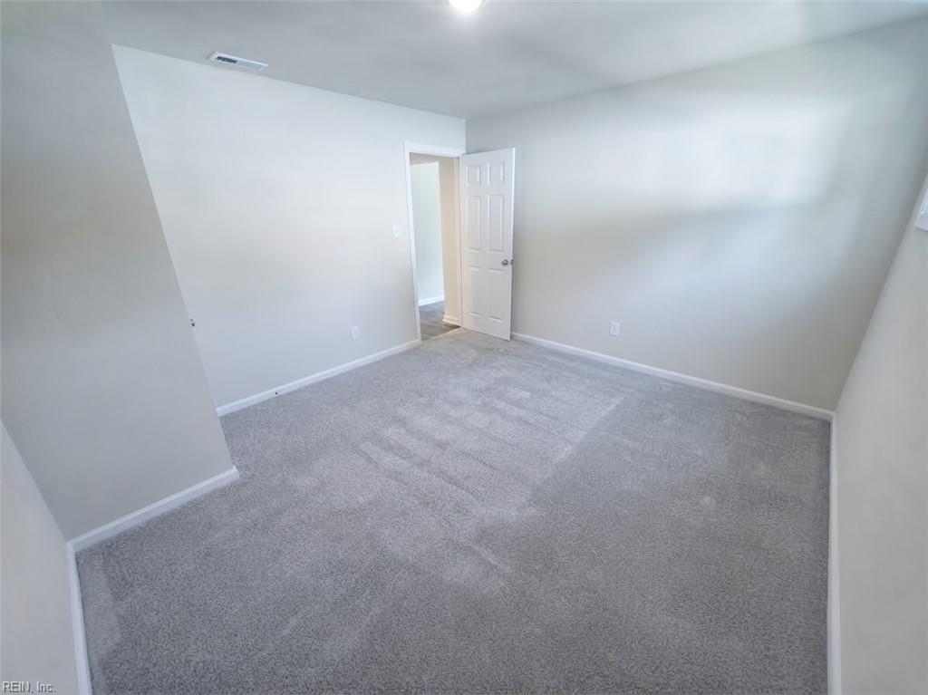 1325 Great Bridge Blvd Property Photo 17