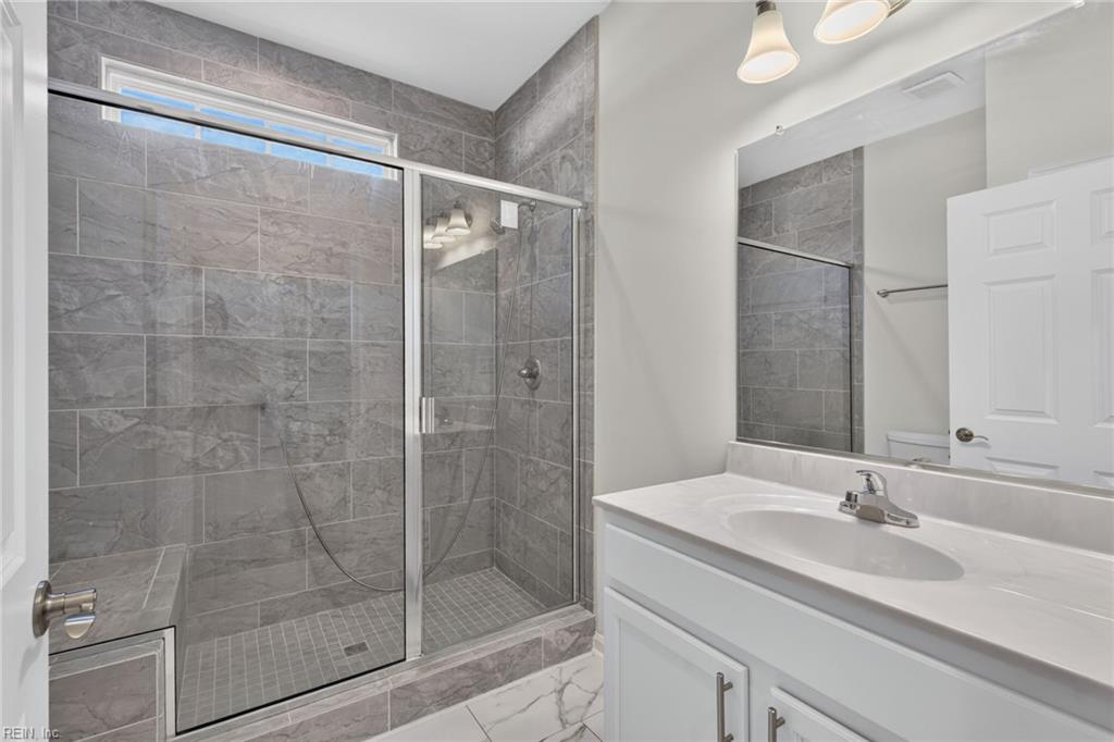 2075 Heron's Point Ln Property Photo 13