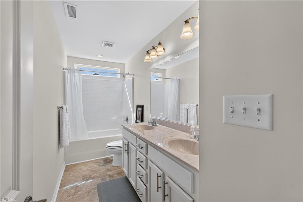 2075 Heron's Point Ln Property Photo 35
