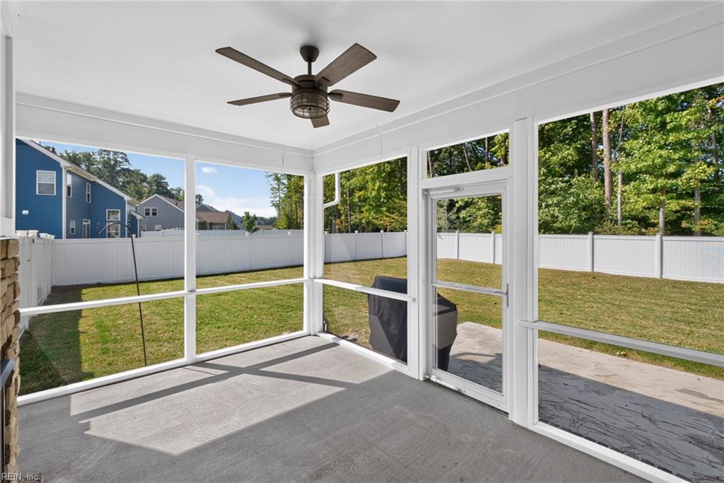 2075 Heron's Point Ln Property Photo 44