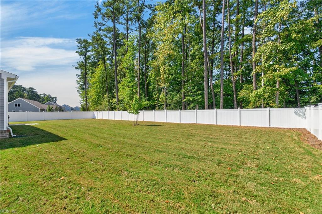 2075 Heron's Point Ln Property Photo 45