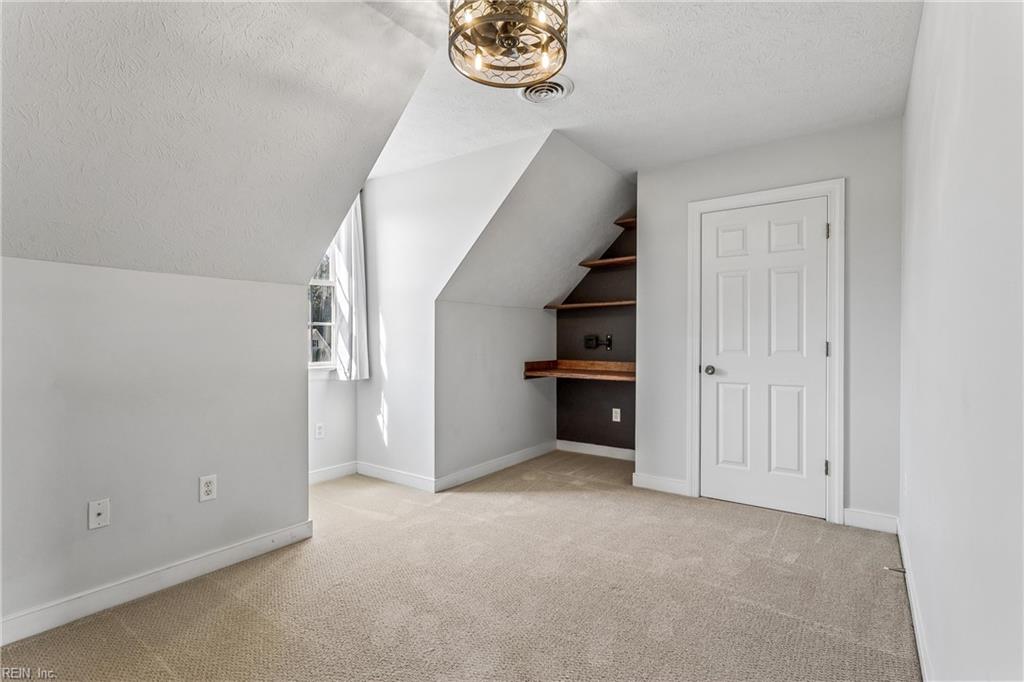 5670 Gentry Dr Property Photo 28
