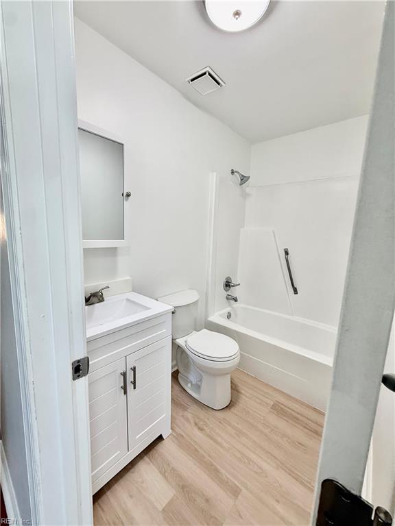 1342 Crane Cres Property Photo 15