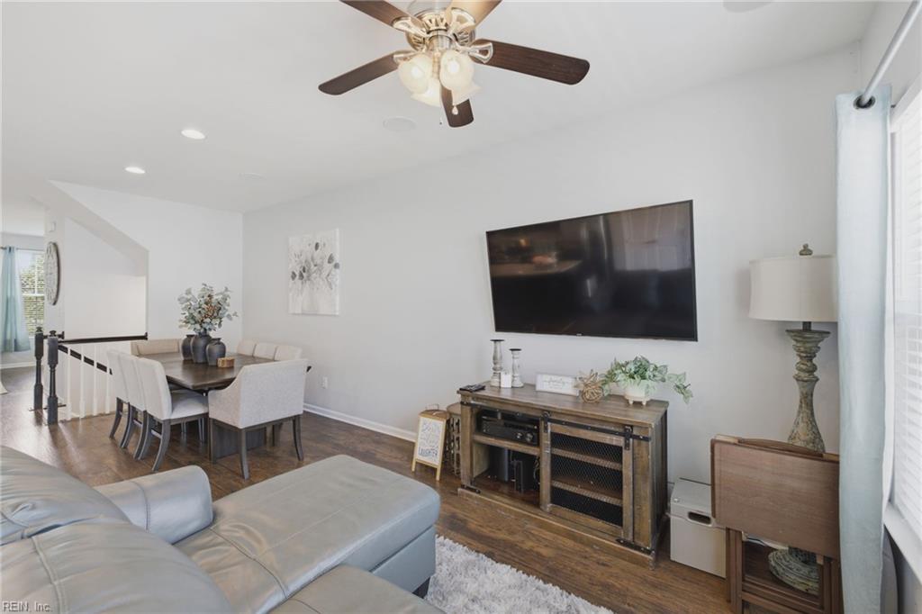 404 Spring Hill Pl Property Photo 11