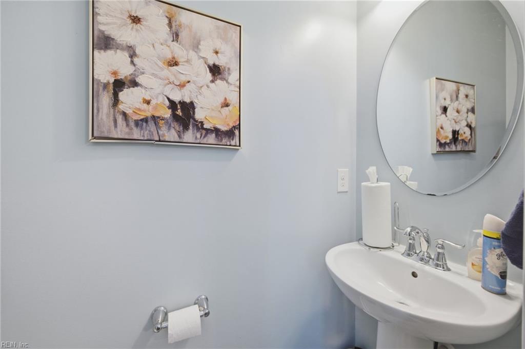 404 Spring Hill Pl Property Photo 15