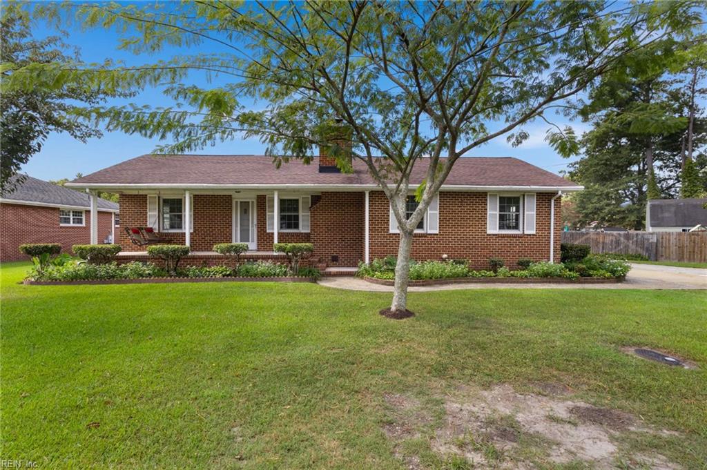 512 Winwood Dr Property Photo 1