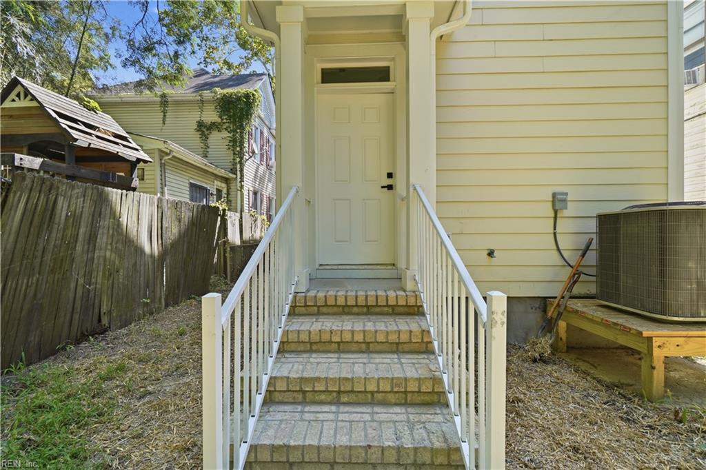 2511 Middle Ave Property Photo 4