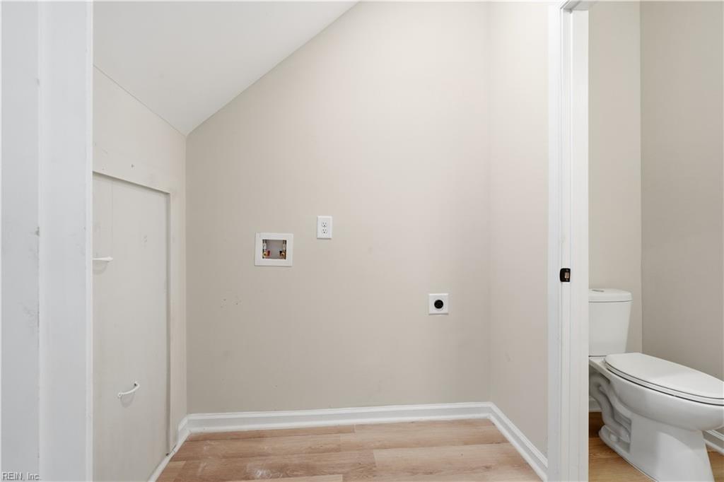 2511 Middle Ave Property Photo 17