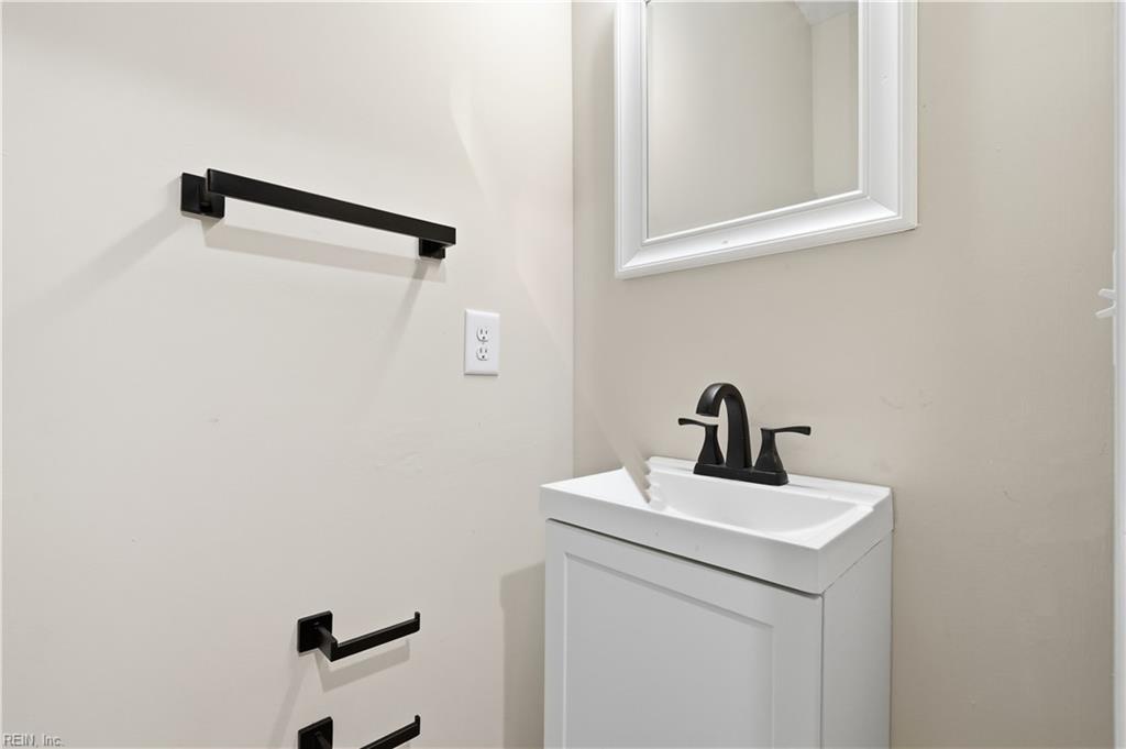 2511 Middle Ave Property Photo 18