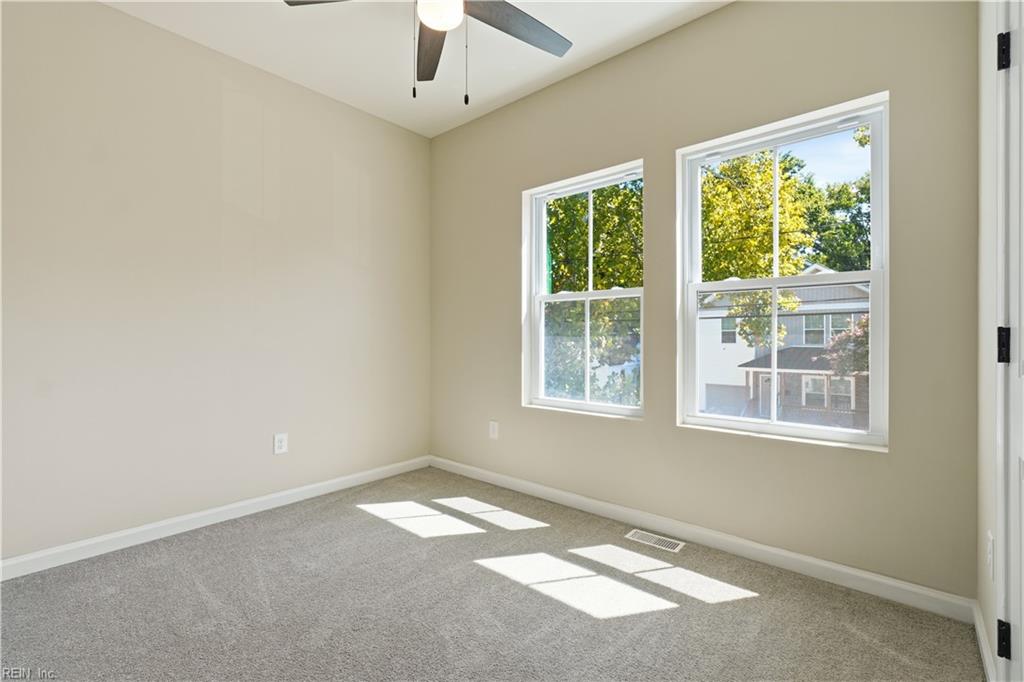 2511 Middle Ave Property Photo 32