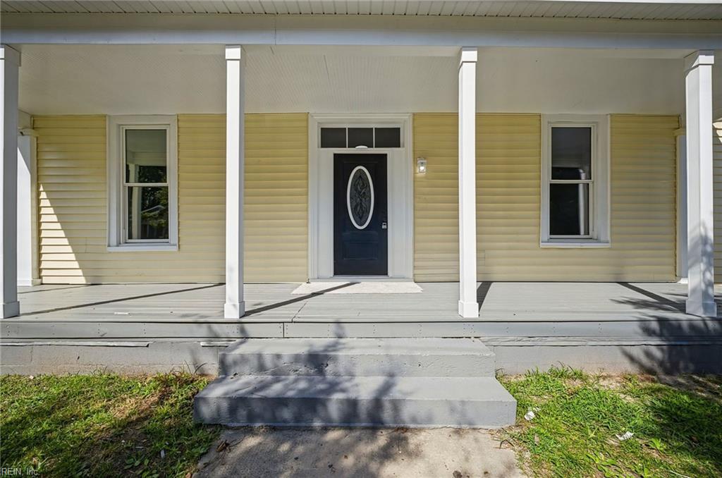 109 St James Ave Property Photo 6