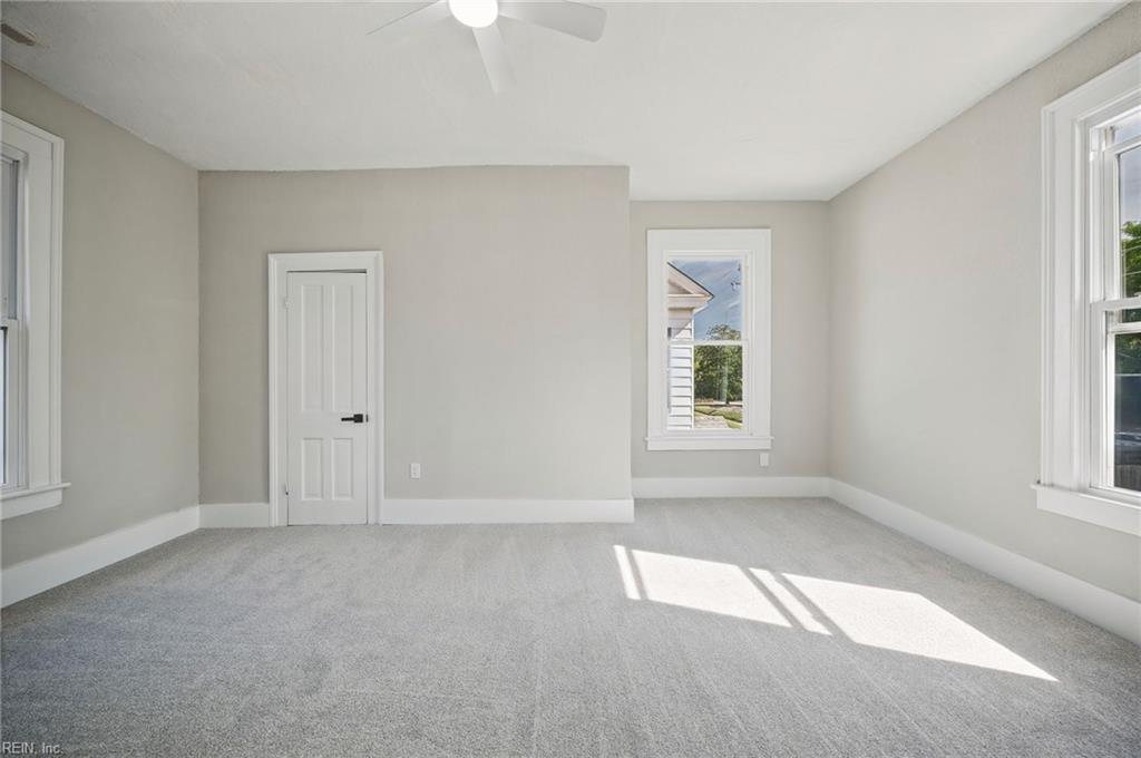 109 St James Ave Property Photo 27