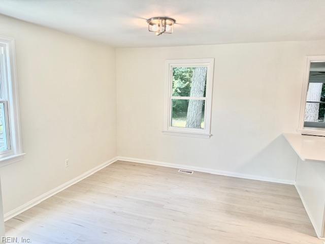 107 Sinclair St Property Photo 3