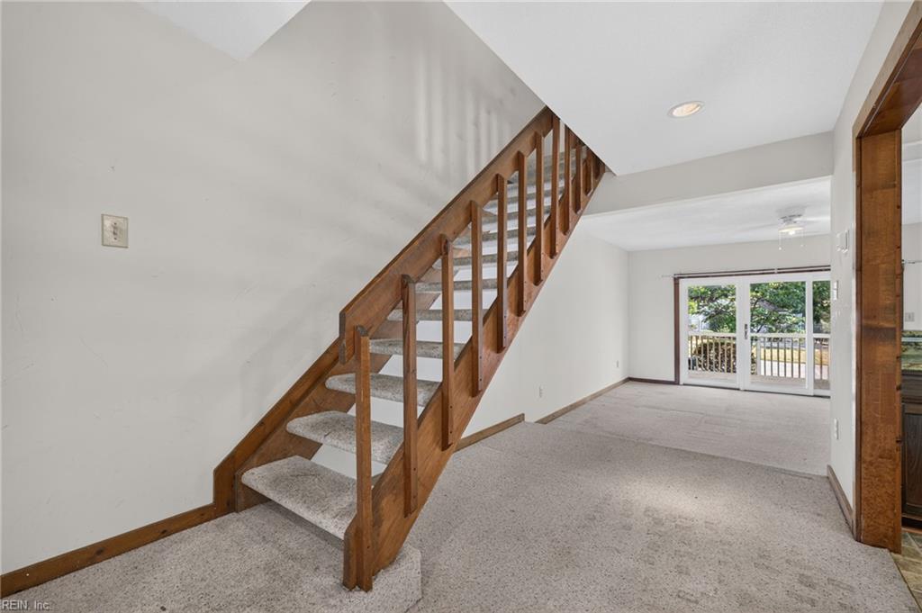 2644 Cove Point Pl Property Photo 11
