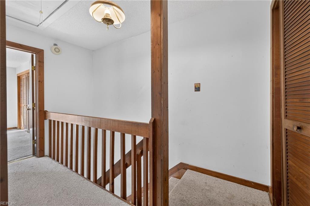 2644 Cove Point Pl Property Photo 25