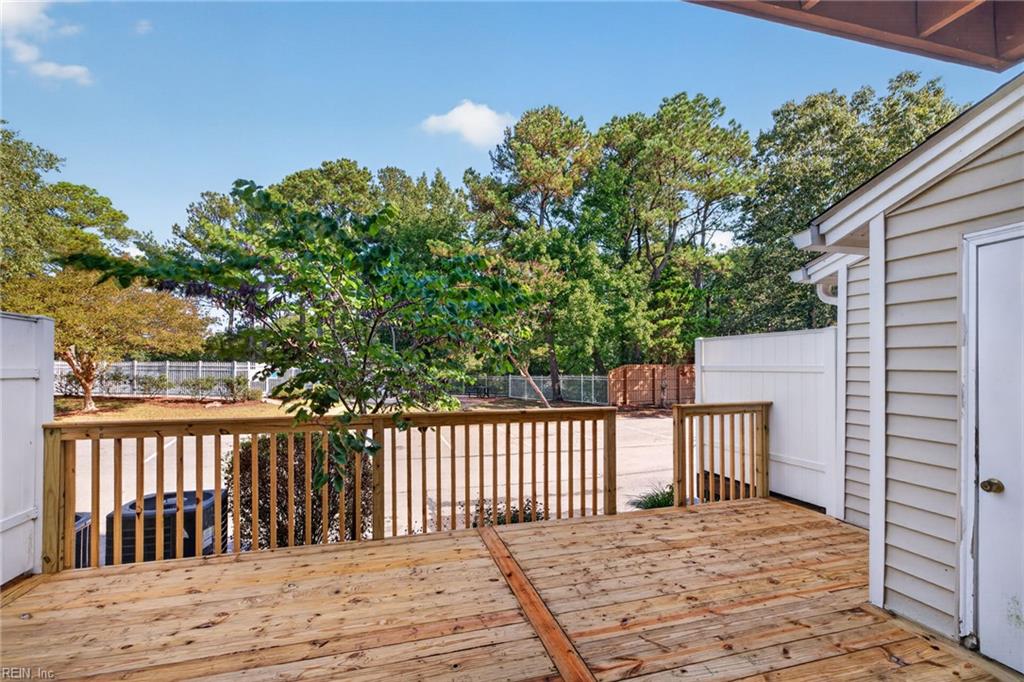 2644 Cove Point Pl Property Photo 26