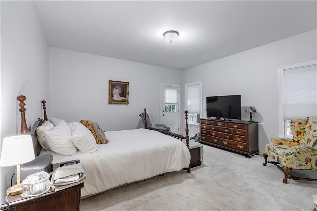 117 Leeds Property Photo 12