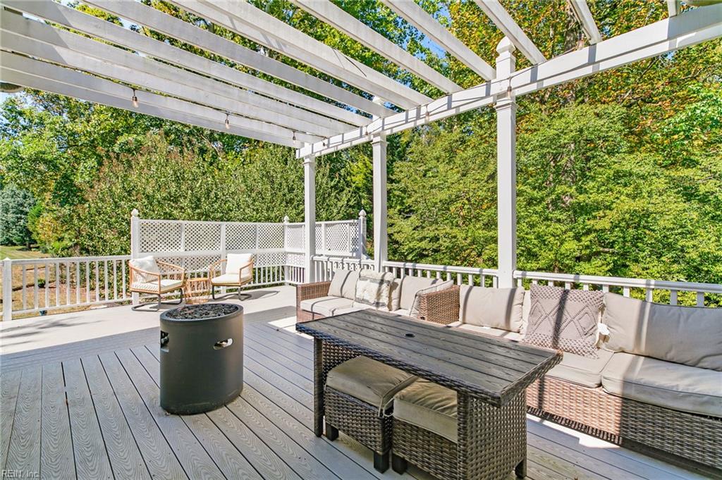 117 Leeds Property Photo 36