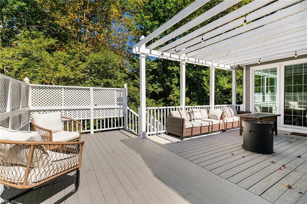 117 Leeds Property Photo 37