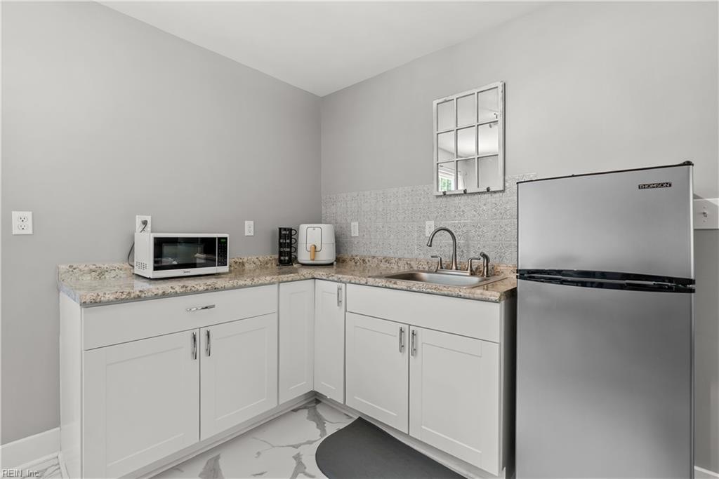 2065 Shipyard Rd Property Photo 12