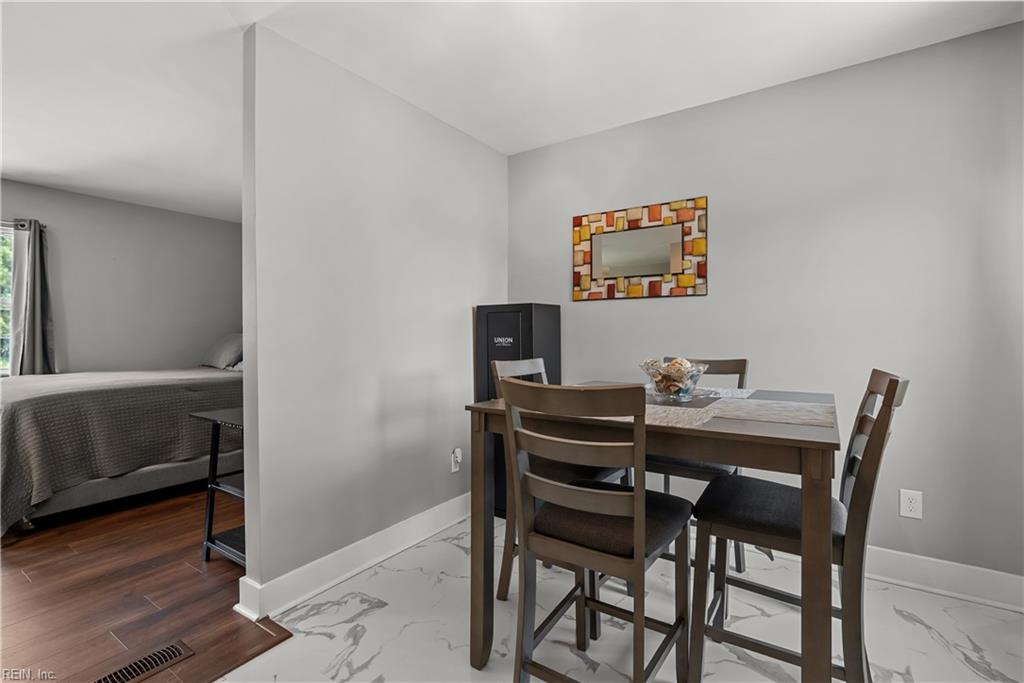 2065 Shipyard Rd Property Photo 13