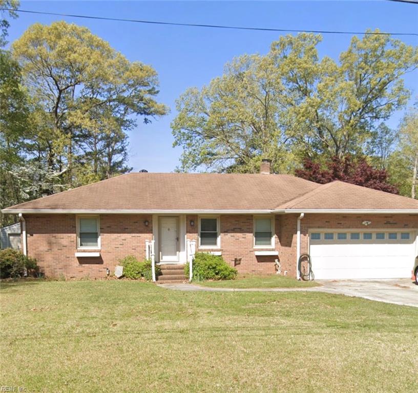 2112 Christopher Dr Property Photo 1