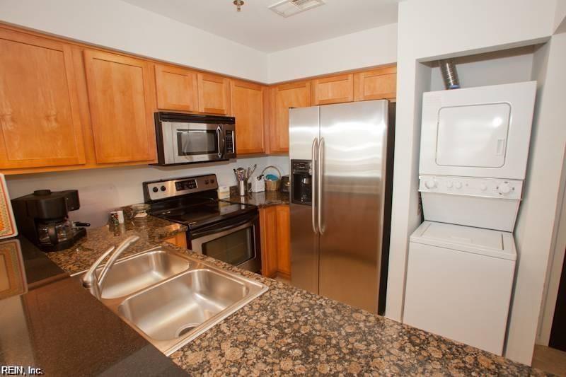 304 28th St Property Photo 5