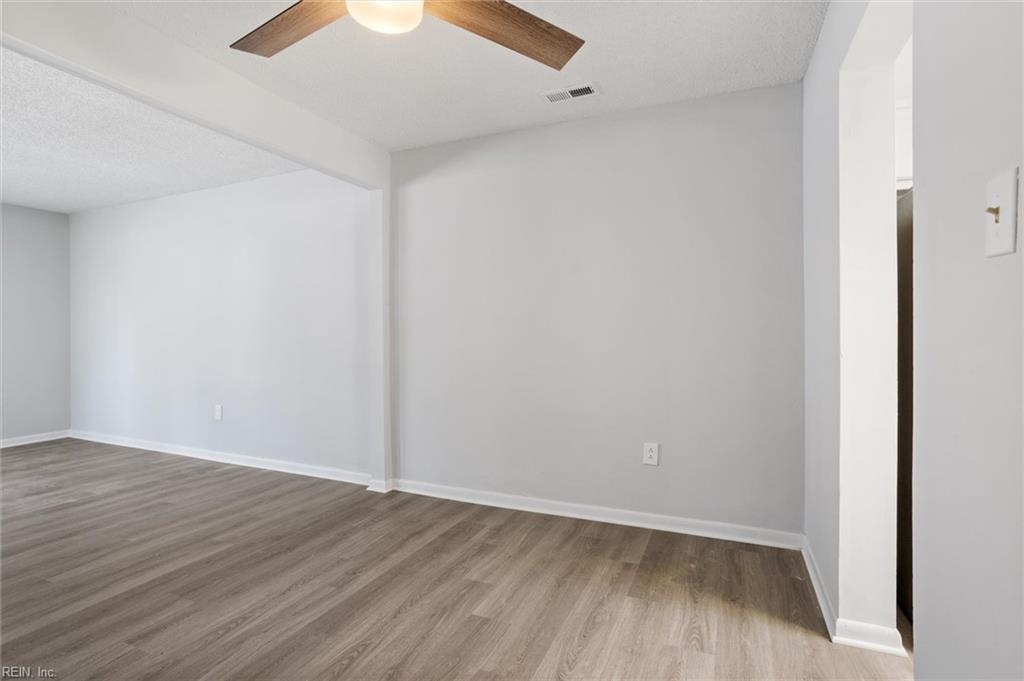 5525 Campus Dr Property Photo 7