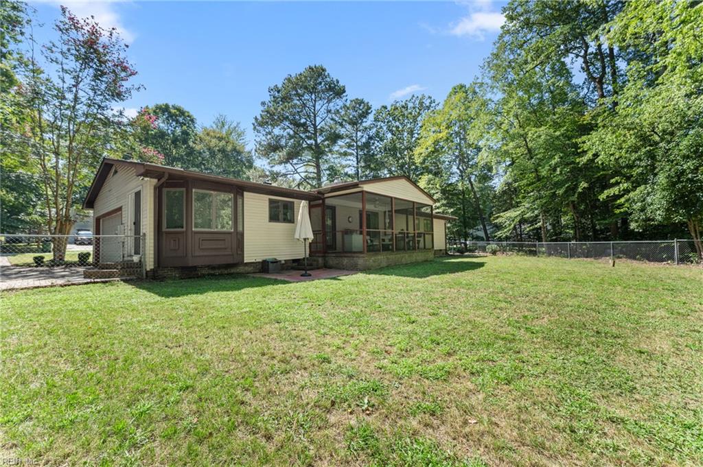 6481 Glenside Ct Property Photo 14
