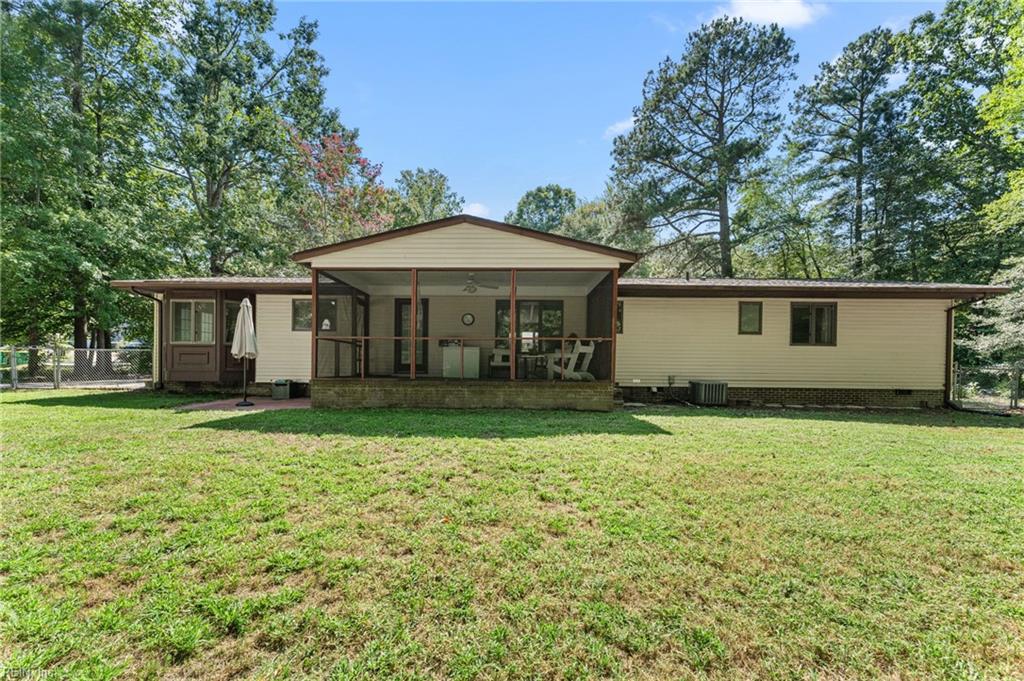 6481 Glenside Ct Property Photo 15