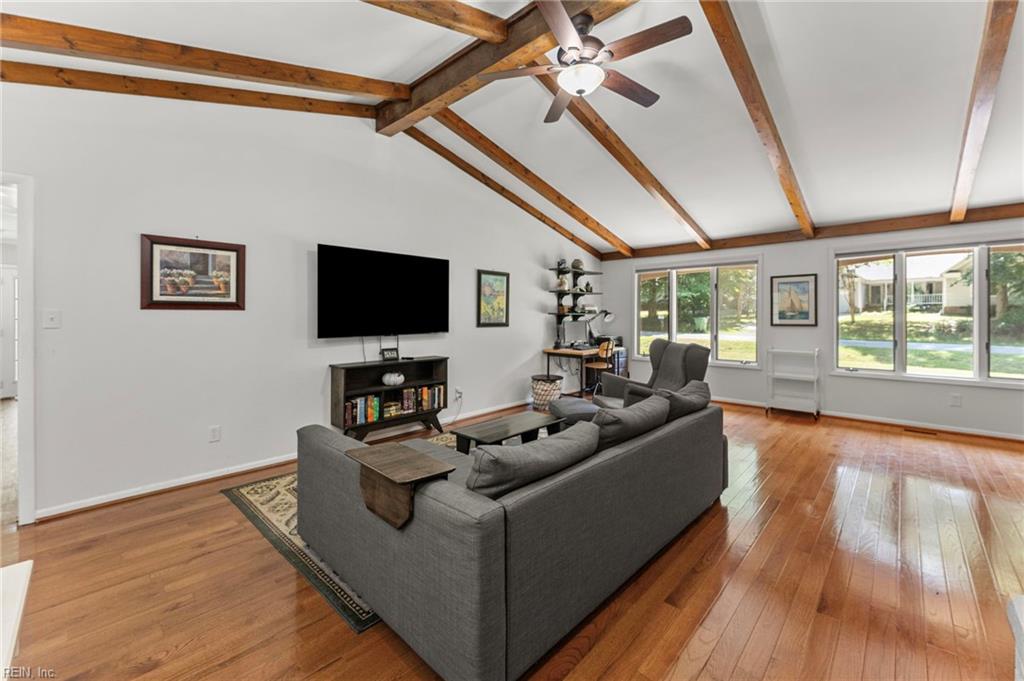 6481 Glenside Ct Property Photo 29