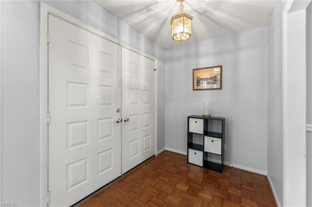 6481 Glenside Ct Property Photo 30