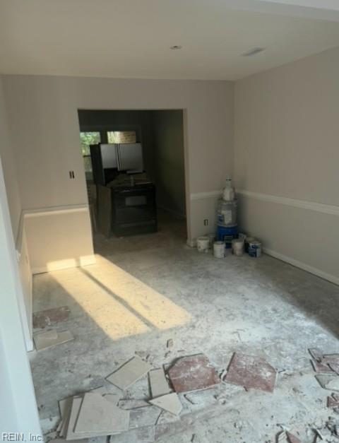 512 Carnaby Ct Property Photo 2