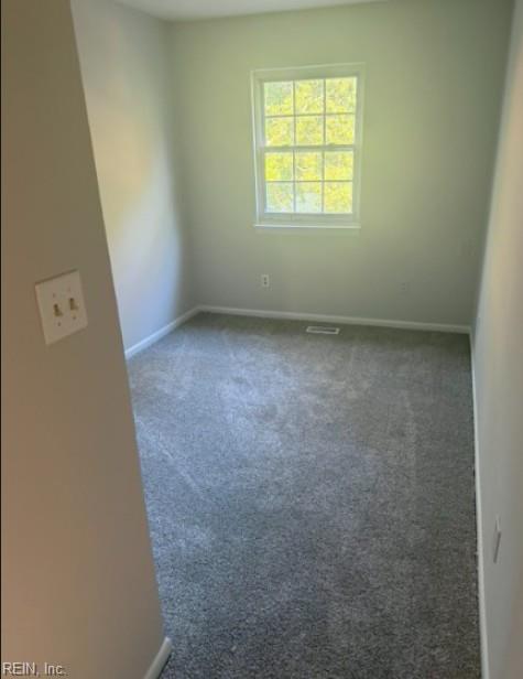 512 Carnaby Ct Property Photo 7