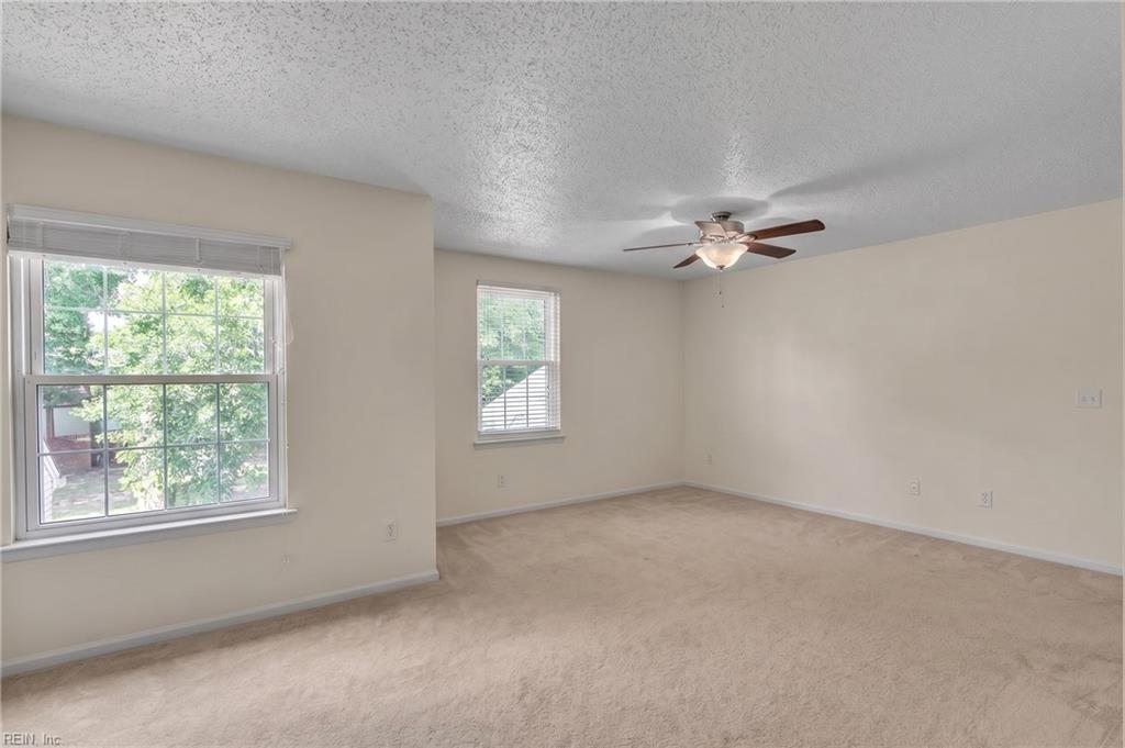 1273 Lake Dr Property Photo 20