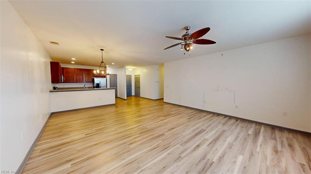 4332 Hillingdon Bnd Property Photo 9