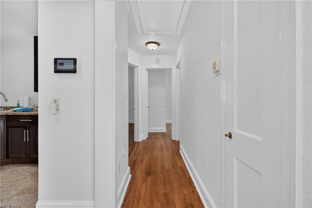 208 Forsythe St Property Photo 16