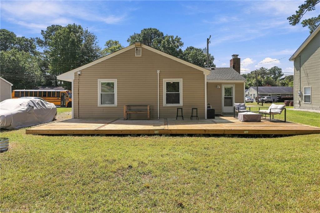 2424 Youngman Rd Property Photo 23