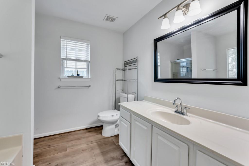 8 Creekside Ct Property Photo 18