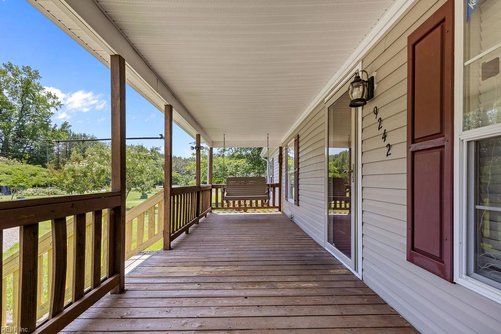 9242 Doles Rd Property Photo 2