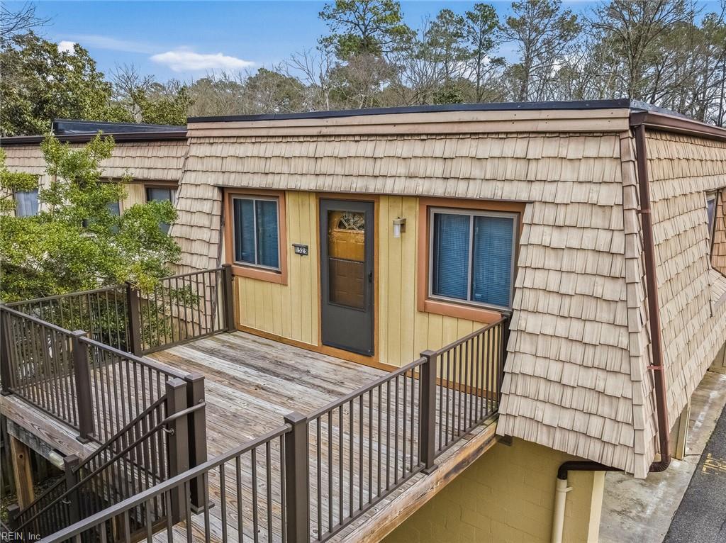 1525 Malibu Pl Property Photo 1