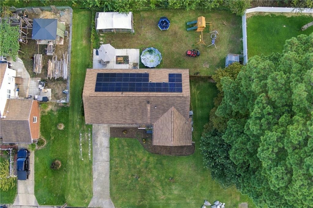 110 Southerland Dr Property Photo 39