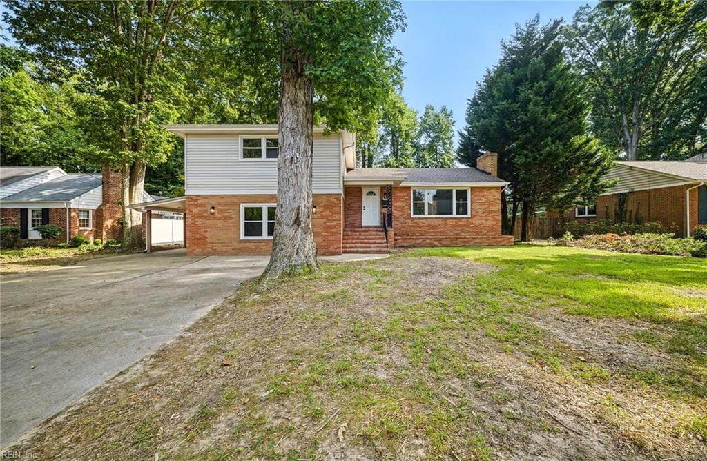 537 Hallmark Dr Property Photo 3